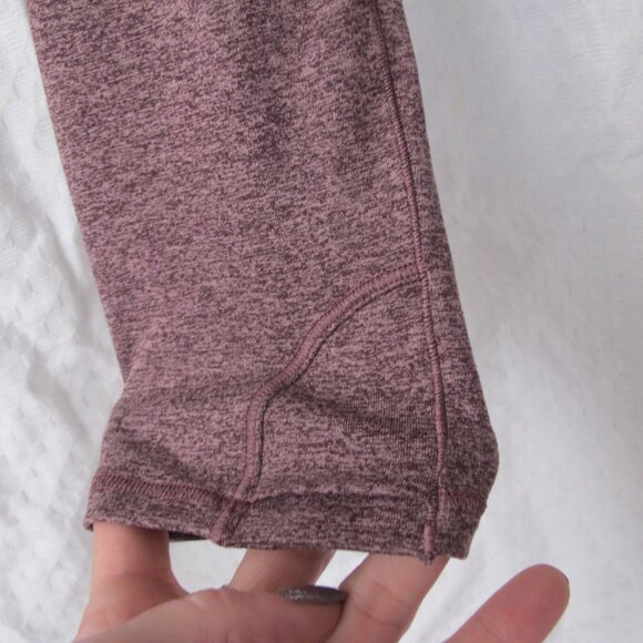 Like New - Athleta Girl Downtime Ruched Long Sleeve Top - Picture 4 of 8